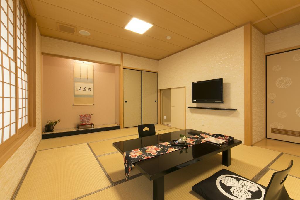 Matsui-Bekkan Hanakanzashi Kyoto Exterior foto